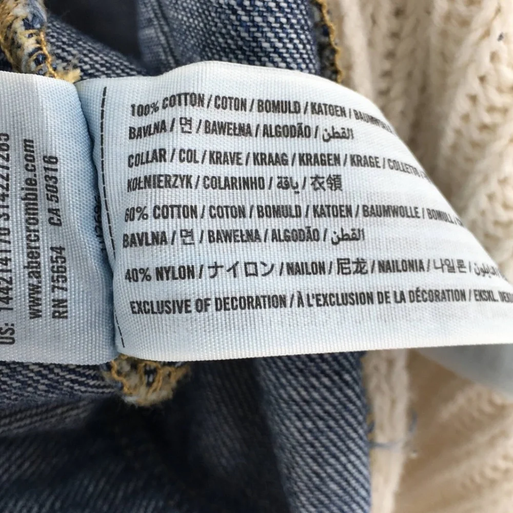 Abercrombie & Fitch Womens Denim Jacket Blue Jean Attached Sweater Scarf Sz M - Picture 11 of 11